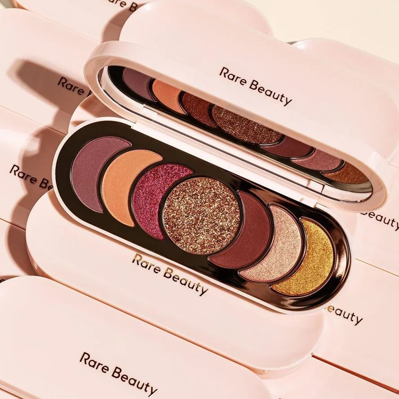 Популярная марка Rare Beauty:  – обзор и цена Rare Beauty Makeup Kit