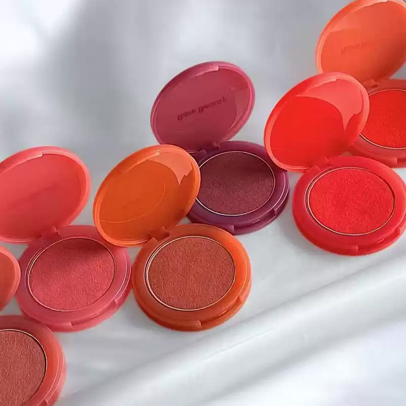 Осенний румяна-крем Rare Beaut – обзор и цена Rare Beauty Makeup Kit