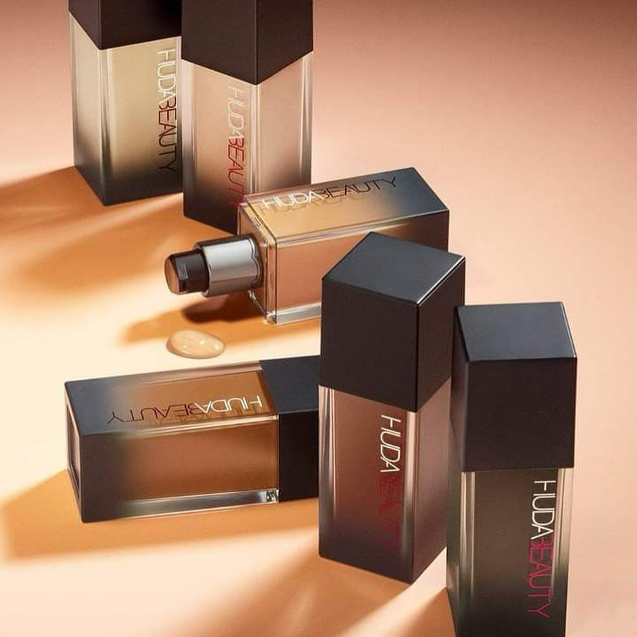 Основание 3-5мл для ácido hial – обзор и цена Huda Beauty Makeup Mini Kit
